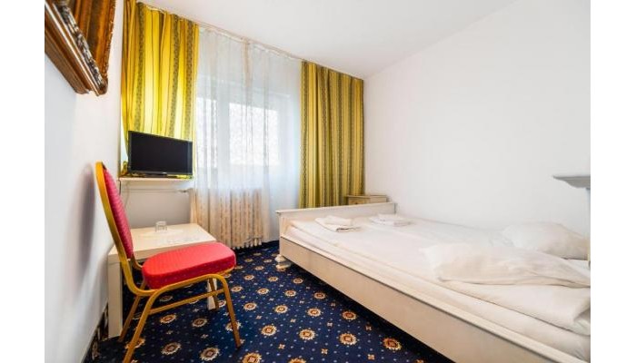 Hotel Cetate Imparatul Romanilor poza 5