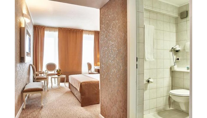 Hotel Continental Forum poza 5