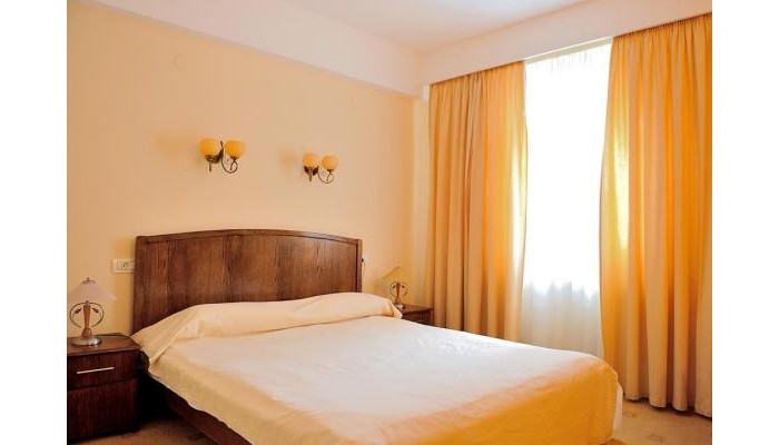 Hotel Piatra Craiului poza 3