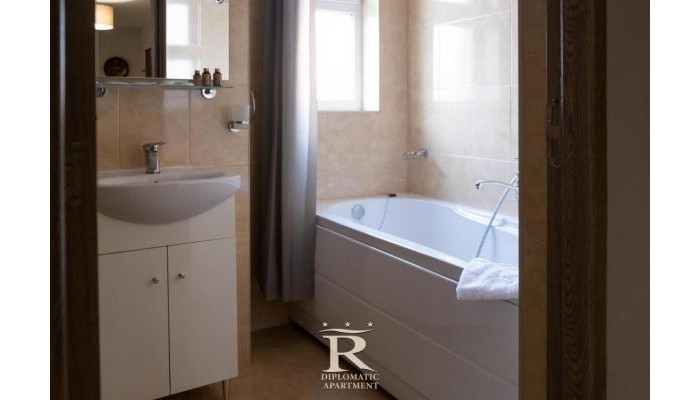 Hotel Apartament Diplomatic Rivulus poza 7