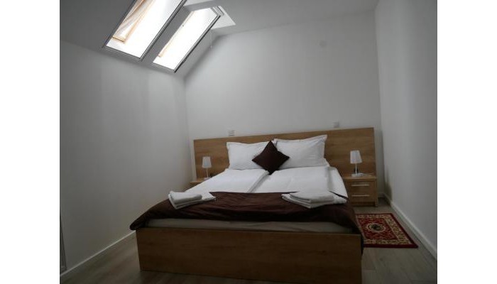 Hotel Casa Cu Pridvor poza 1