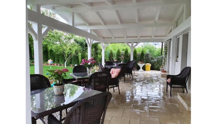 Hotel Casa Cu Pridvor poza 11