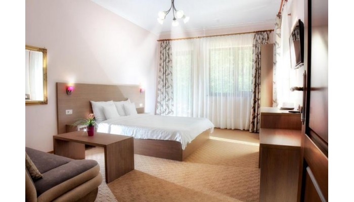 Vila Etikette poza 0