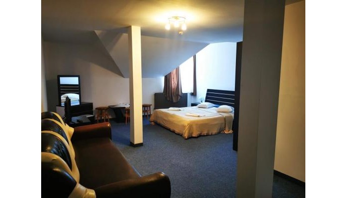 Complex Anna poza 10