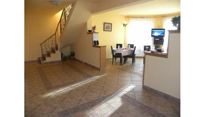 Hotel Casa Enescu poza 3