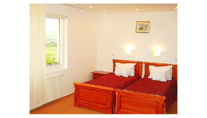 Pensiunea Cristal poza 6