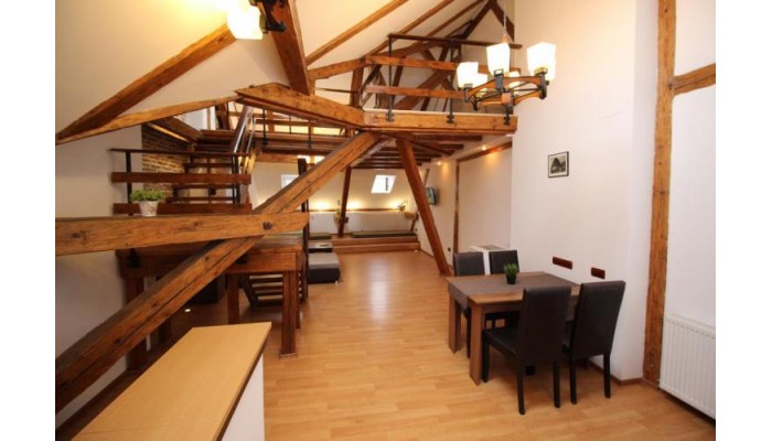 Main Square Apartments & More poza 1