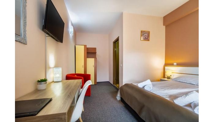 Long Street Hotel Brasov poza 1