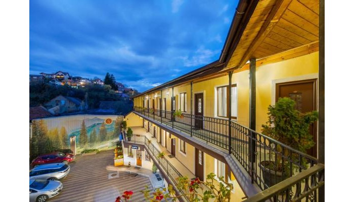 Long Street Hotel Brasov poza 0