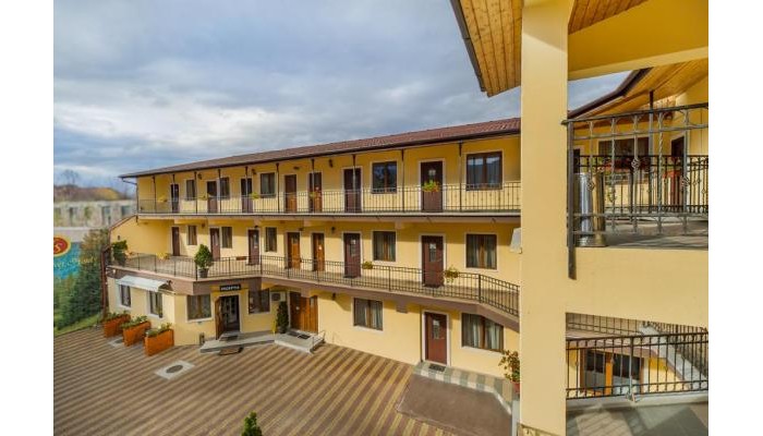 Long Street Hotel Brasov poza 11