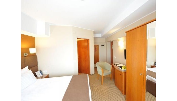 Crystal Palace Hotel poza 1