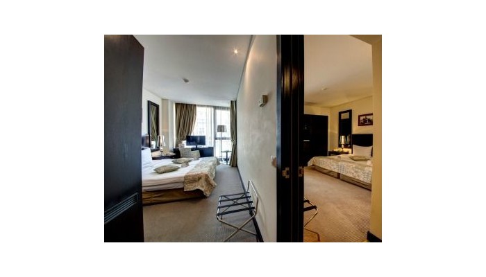 Hotel Golden Tulip Victoria poza 9