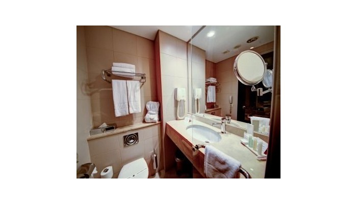 Hotel Golden Tulip Victoria poza 20