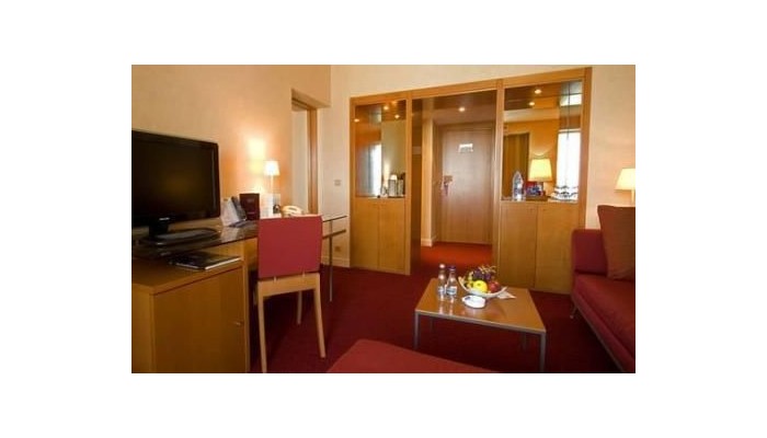 Sheraton Bucharest Hotel poza 5