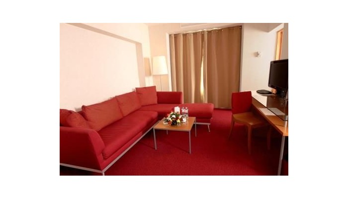 Sheraton Bucharest Hotel poza 18