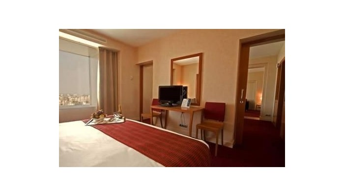 Sheraton Bucharest Hotel poza 10