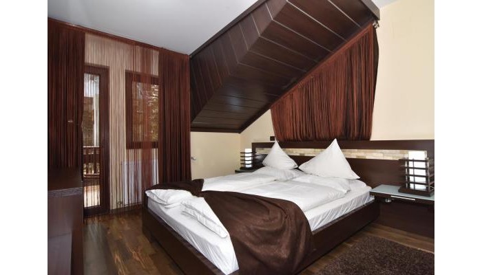 Complex Cochet poza 10