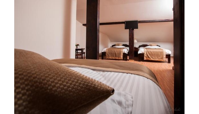 Complex Mona poza 12