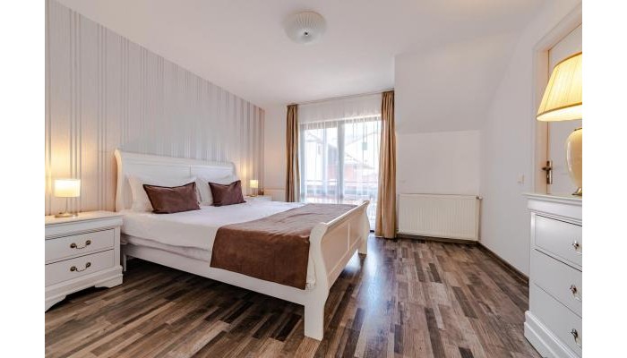 Yael Luxury Apartments 2 poza 9