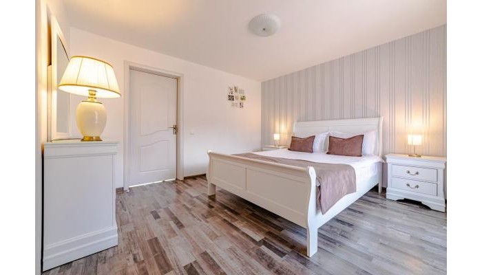 Yael Luxury Apartments 2 poza 21