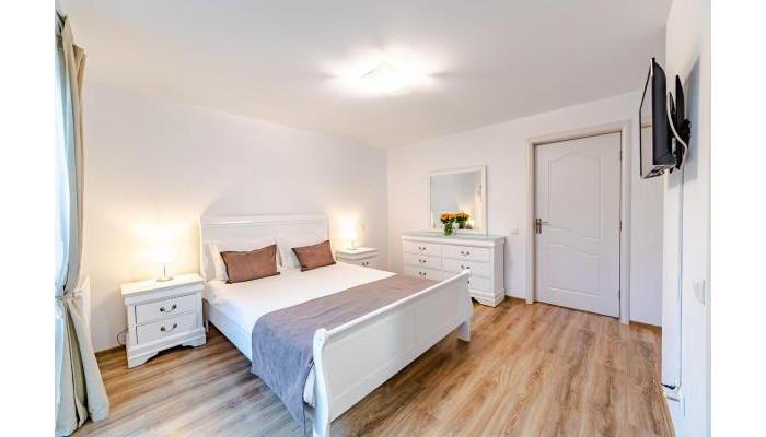 Yael Luxury Apartments 2 poza 24