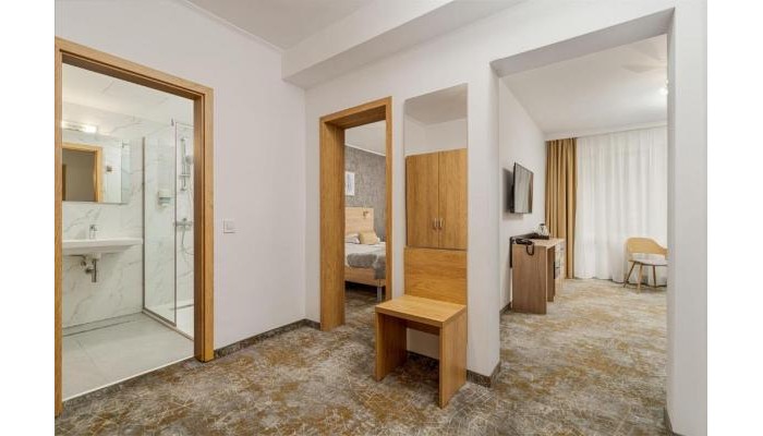 Complex Balnear Cozia poza 6