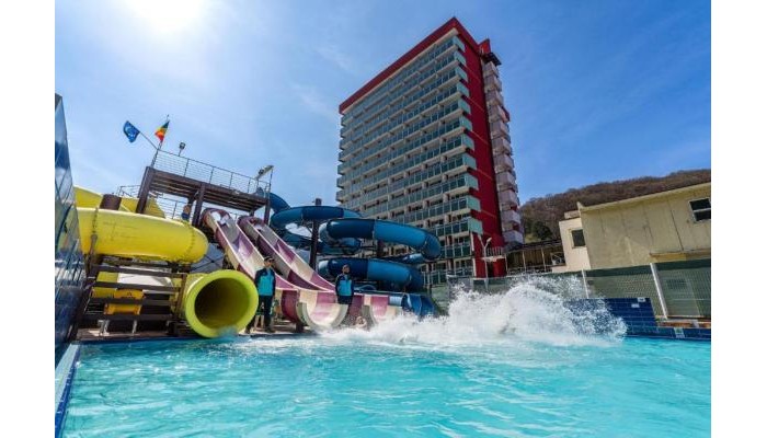 Complex Balnear Cozia poza 15