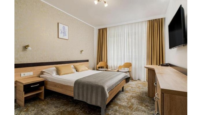 Complex Balnear Cozia poza 2