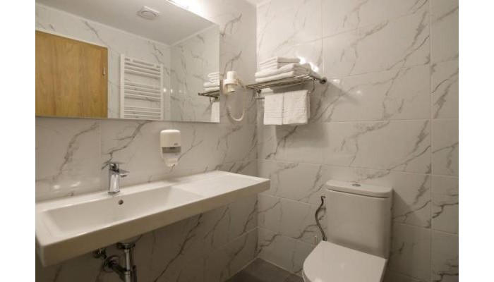 Complex Balnear Cozia poza 7