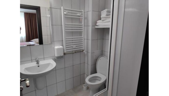 Hotel Hostel Caliman poza 6