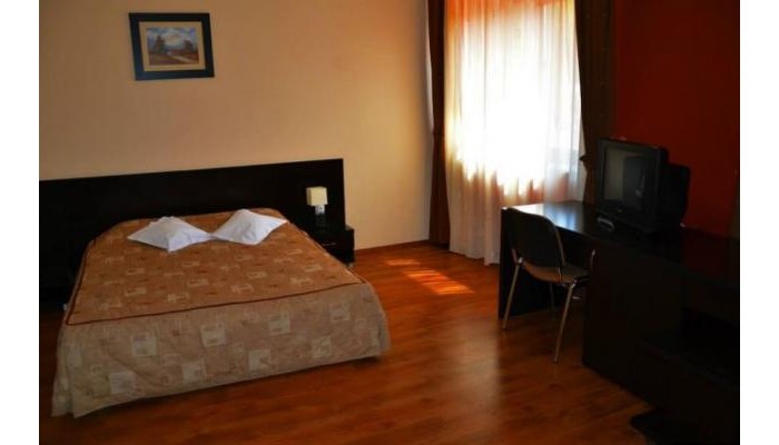Hotel Roata poza 2