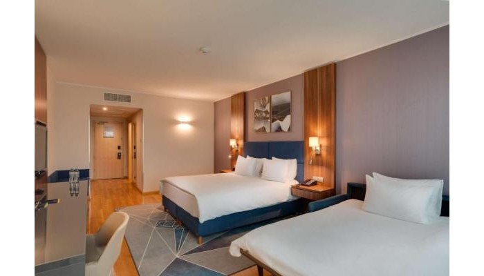 Hotel Doubletree By Hilton Cluj poza 1