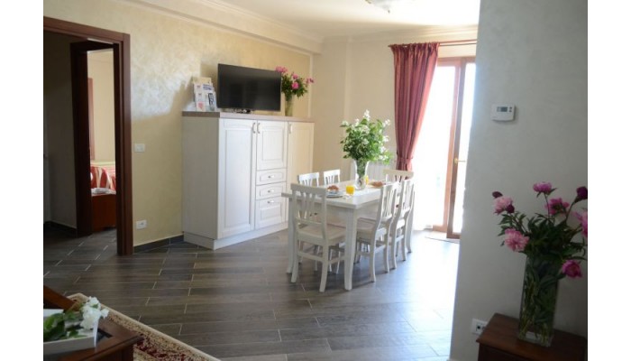 Aparthotel Luxury Ovidiu Mamaia poza 5