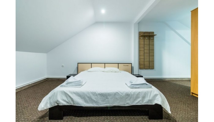 Hotel Casa Dinii poza 3