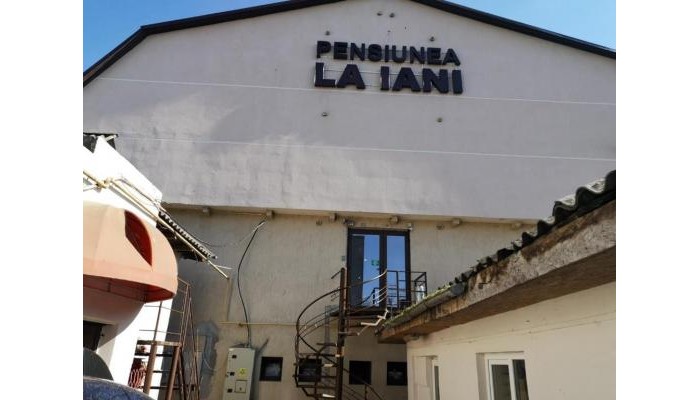 Pensiunea La Iani poza 0