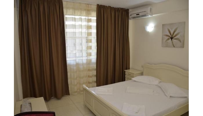 Hotel Impact G poza 3