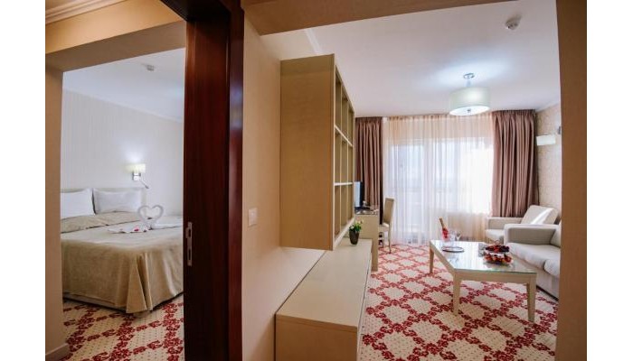 Hotel Caprioara poza 2