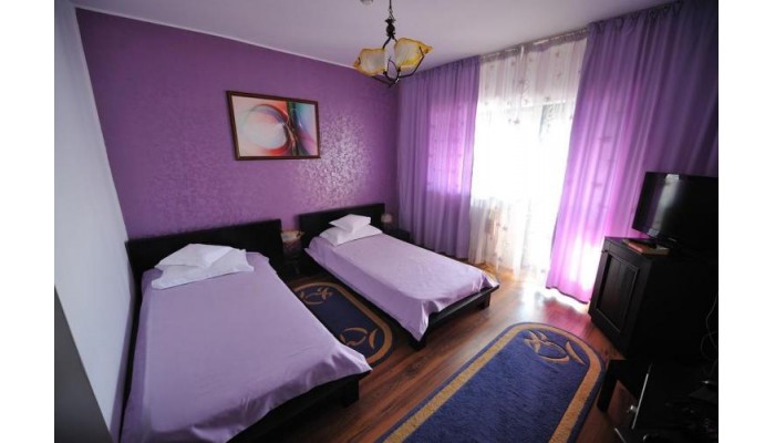 Hotel Carul Din Stele poza 4