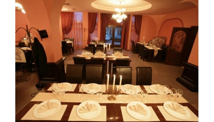 Hotel Wien poza 2