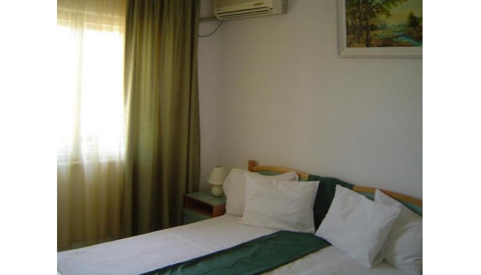 Hotel Petrolul poza 2