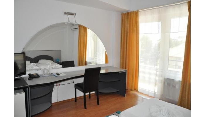 Hotel Edmond poza 8