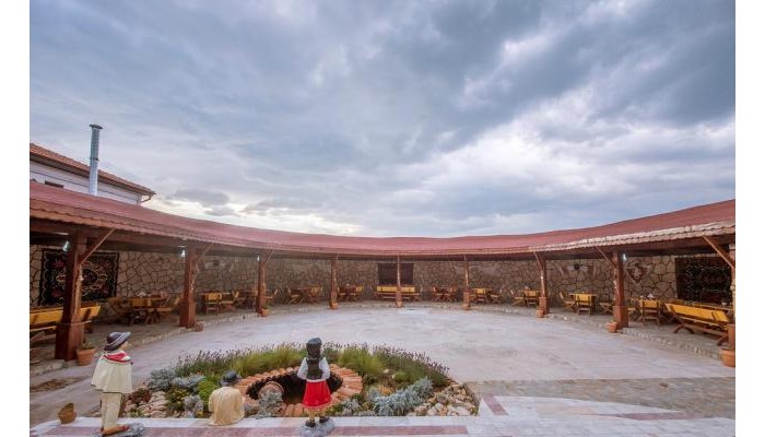 Hotel Hanul Hora Romaneasca poza 2