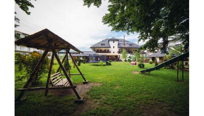 Hotel La Conac In Bucovina poza 6