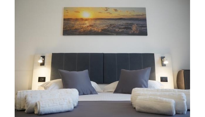 Poza pentru Hotel California 7732-1680611266 Hotel California poza 3