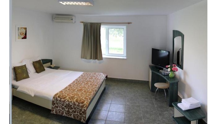 Hanul Piratilor - Camping Village poza 3