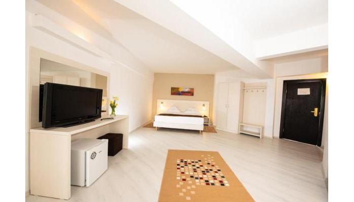 Hotel Ambasador poza 2