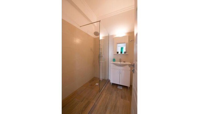 Hotel Apartament Apartel Fllores poza 6