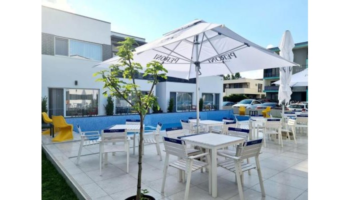 Complex Bunga Bunga poza 7