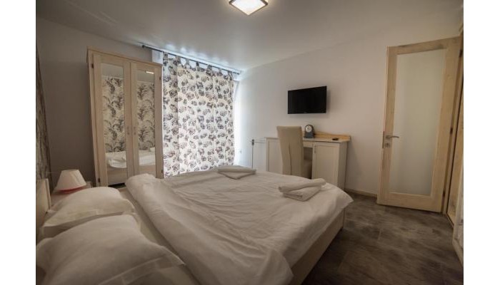 Complex Oneiro poza 2