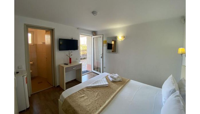 Complex Paloma Coral poza 6